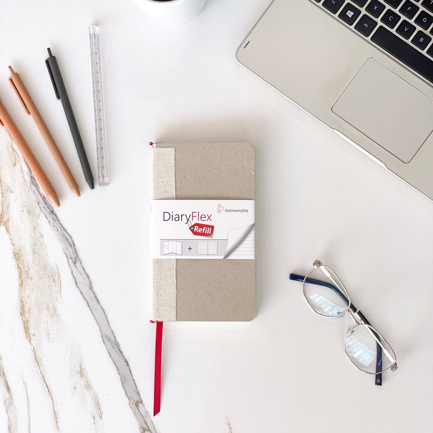 Hahnemühle DiaryFlex Notebook - refill lined lifestyle