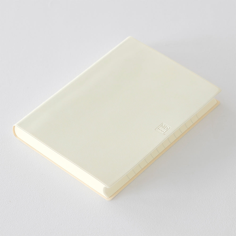 Midori MD Diary 2026 Calendar - 1 Day 1 Page - A5 - Made in Japan angle