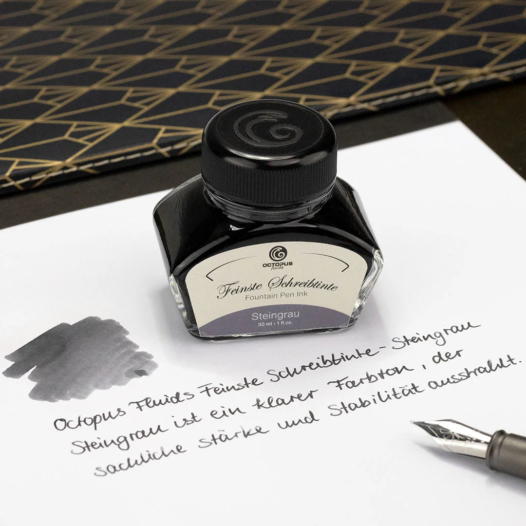 Octopus Fluids Fountain Pen Ink - 30 ml Bottle - Steingrau Stone Gray - Made in Germany bottle