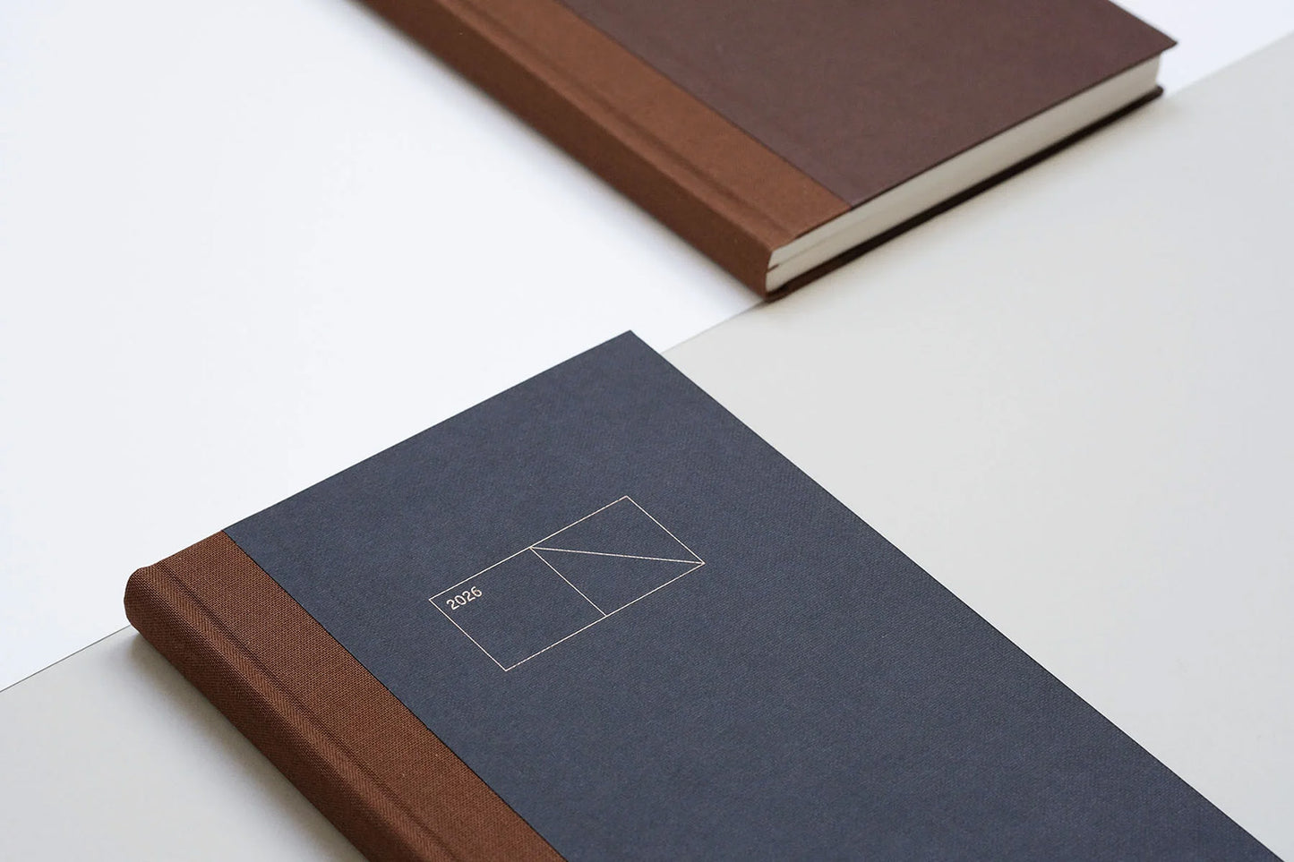 Papierniczeni Copper Calendar 2026 lifestyle 2