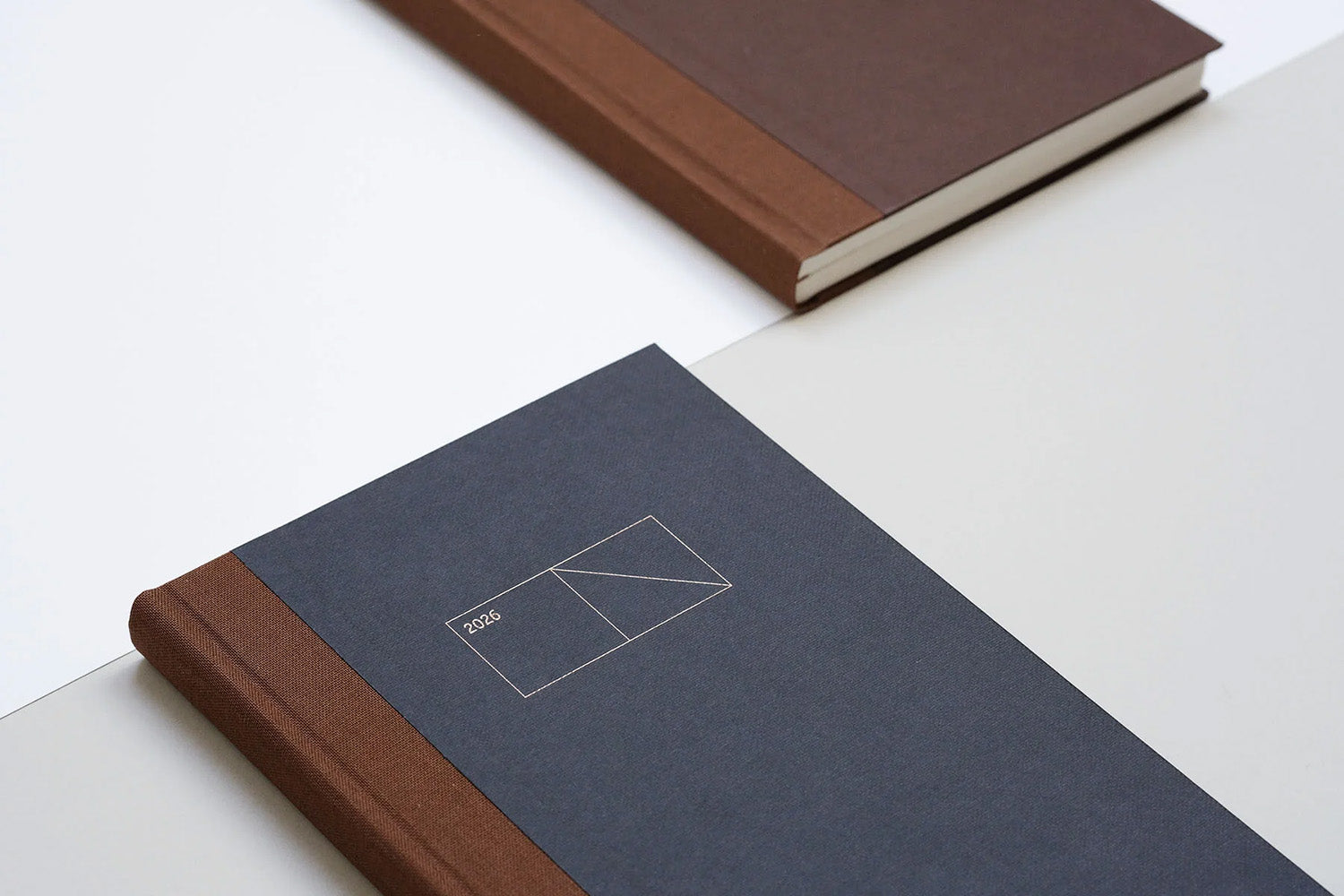 Papierniczeni Copper Calendar 2026 lifestyle 2