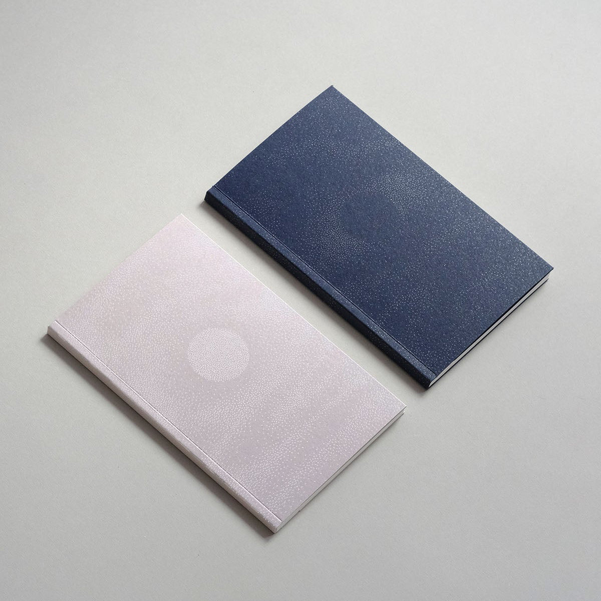 Papierniczeni Luna Notebooks