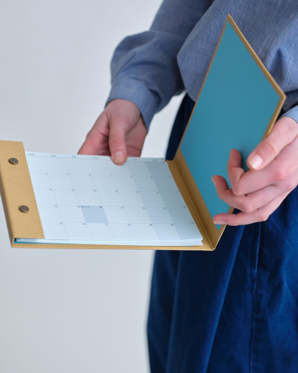 Postalco Snap Pad Calendar 2027 - A5 - Made in Japan lifestyle