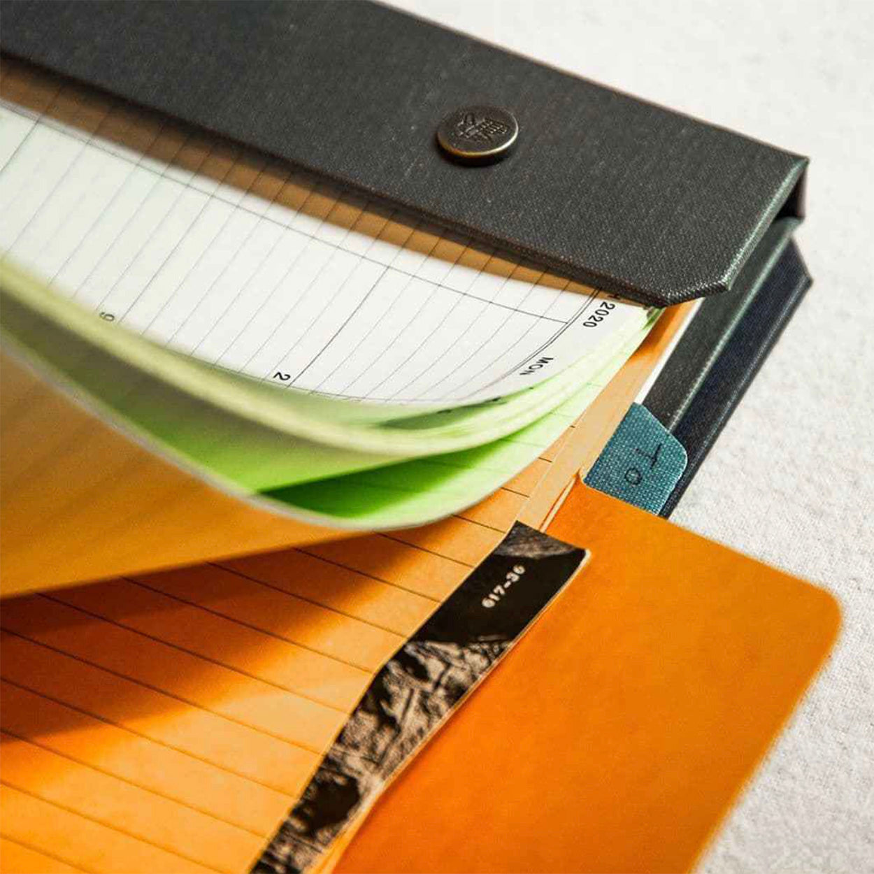 Postalco Snap Pad Notepad A5 - Faded Black - Fountain Pen Friendly - Made in Japan detail